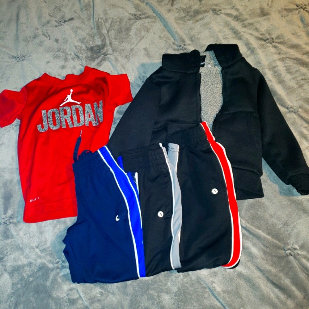 4/XXS BUNDLE!!!!